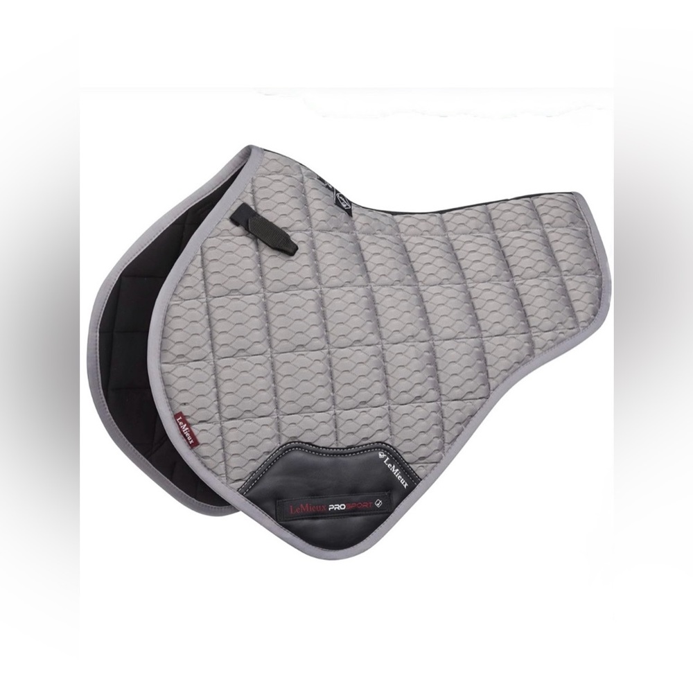 LeMieux Carbon Mesh XC/Jump Half Square – NEW! Gray